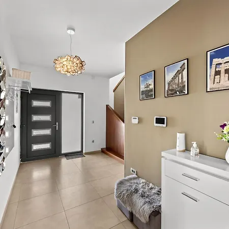 Villa Ula In With Heated Pool, Sauna & Private Tennis Court