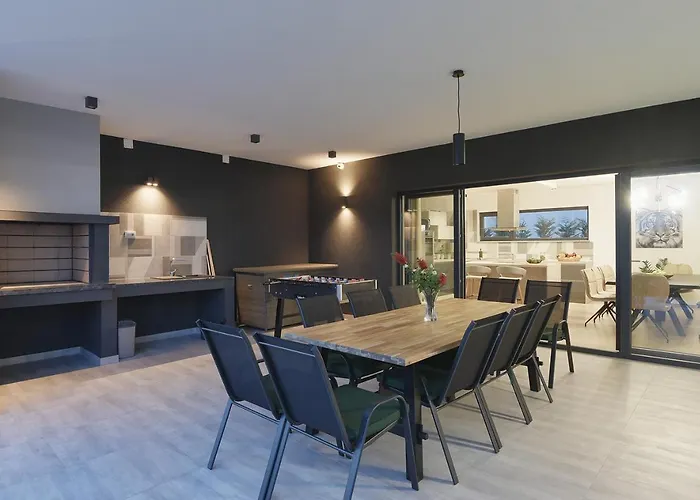 Ula In With Heated Pool And Sauna * 普拉