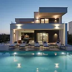 Villa Ula In Pula With Heated Pool, Sauna & Private Tennis Court Vila