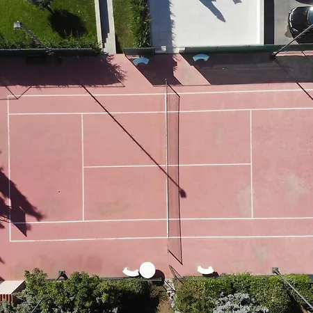 Villa Ula In Pula With Heated Pool, Sauna & Private Tennis Court Vila Pula