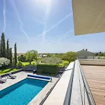 Villa Ula In With Heated Pool, Sauna & Private Tennis Court *